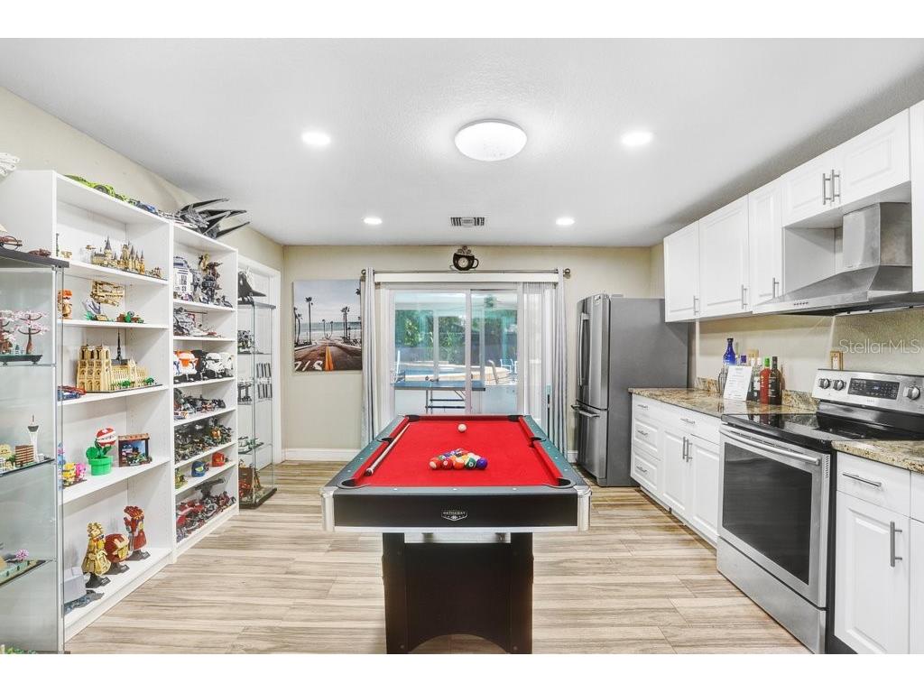 8712 Fountain Avenue Tampa FL 33615 TB8424245 image24