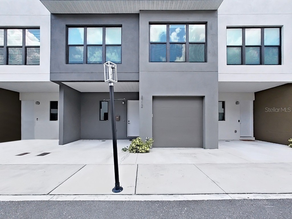 8712 Palm Ranches Place Tampa FL 33614 T3461389 image1