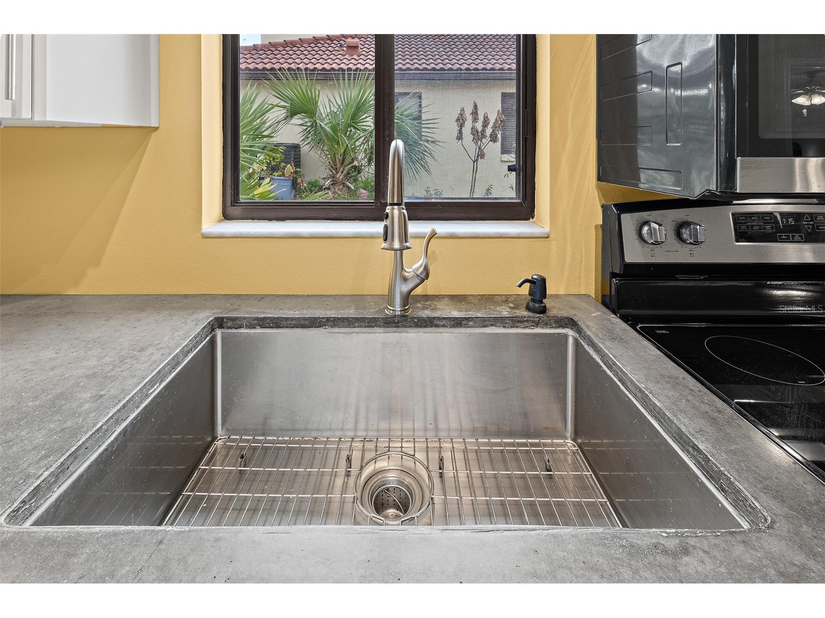8713 Bay Court Cape Canaveral FL 32920 O6388241 image10