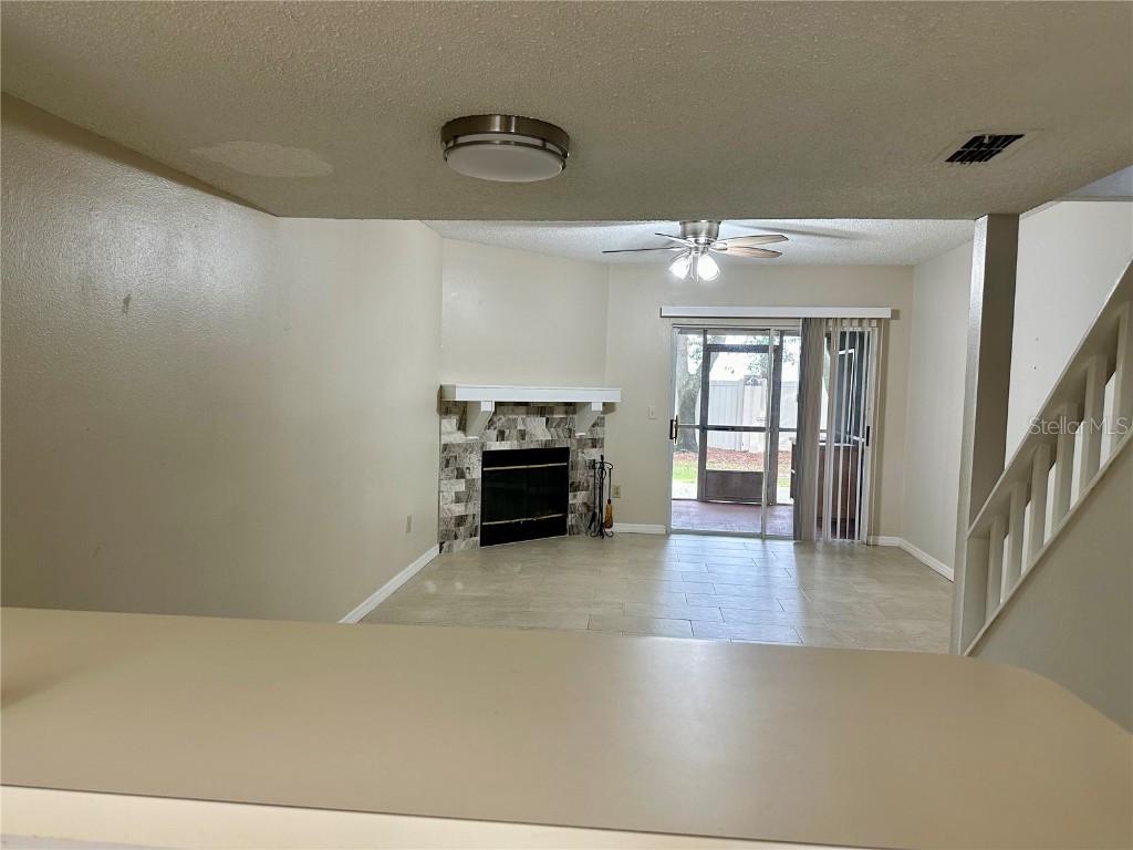 8713 Liberty Place Tampa FL 33615 TB8446004 image4