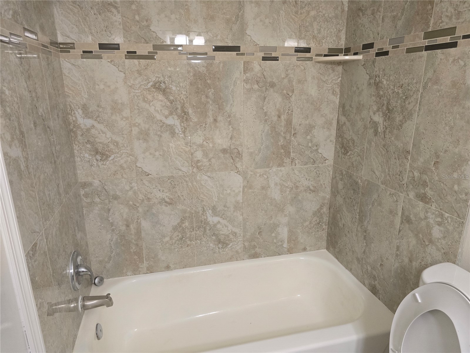 8713 Liberty Place Tampa FL 33615 TB8519670 image26
