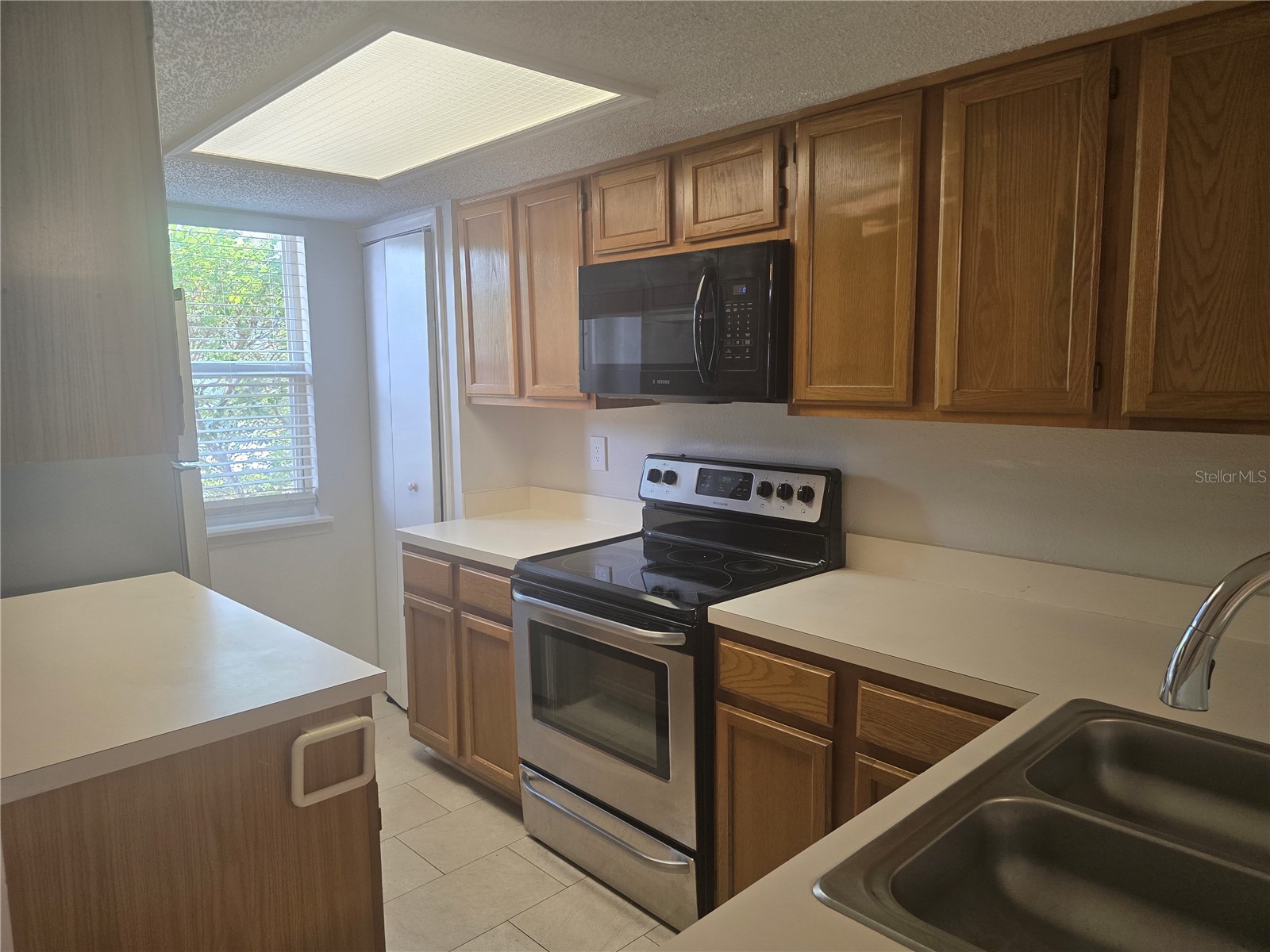 8713 Liberty Place Tampa FL 33615 TB8519670 image3