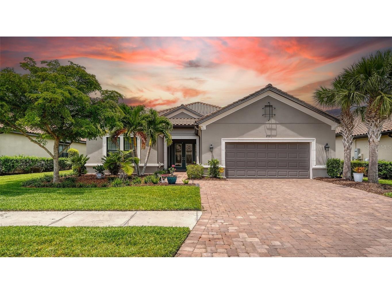 8713 Mangilli Road Sarasota FL 34238 A4650745 image1