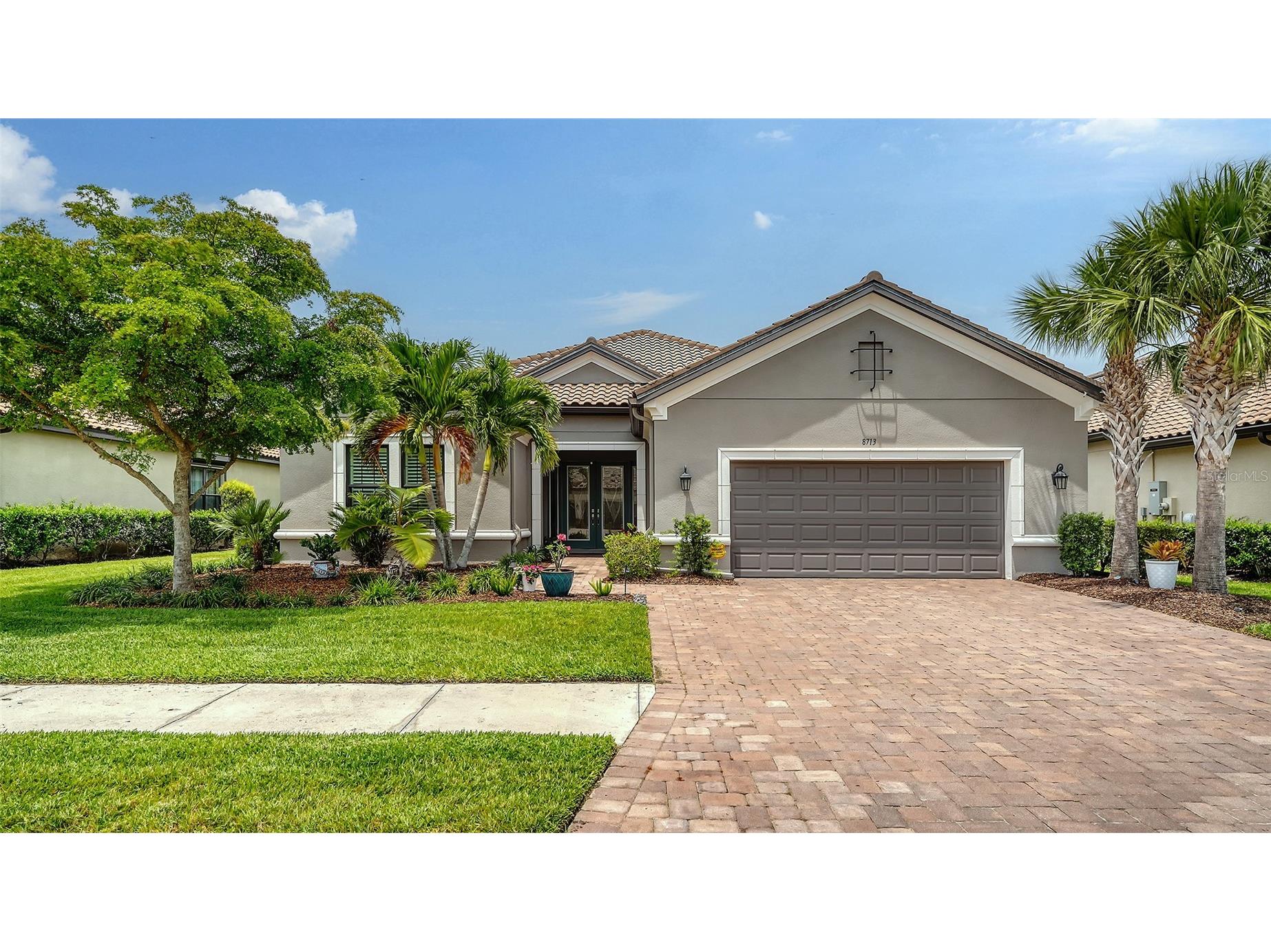 8713 Mangilli Road Sarasota FL 34238 A4677565 image1