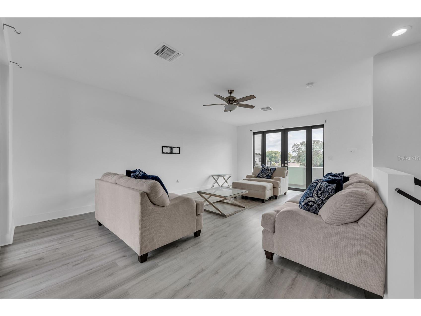 8713 Palm Ranches Place Tampa FL 33614 TB8474215 image19