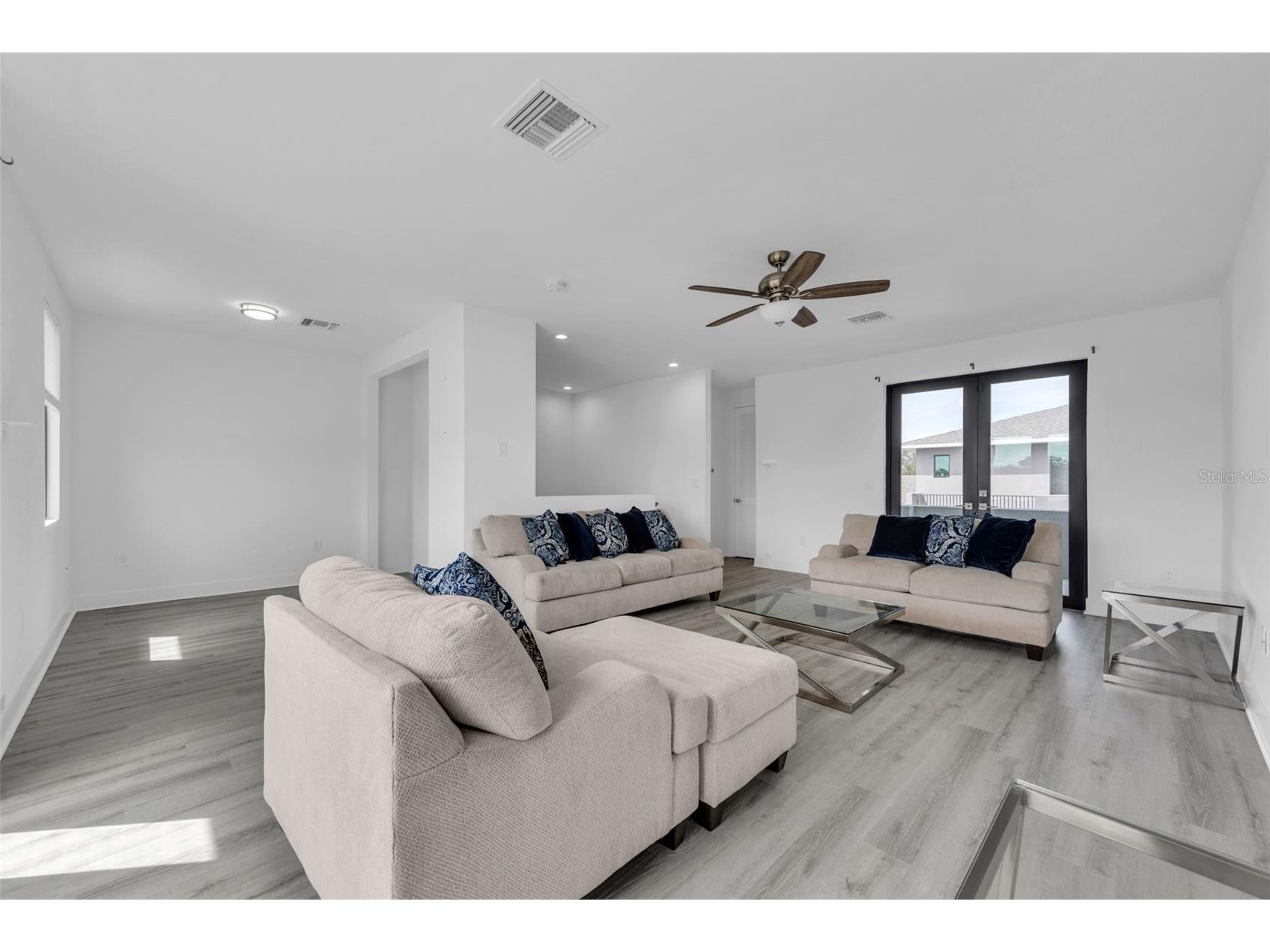 8713 Palm Ranches Place Tampa FL 33614 TB8474215 image20