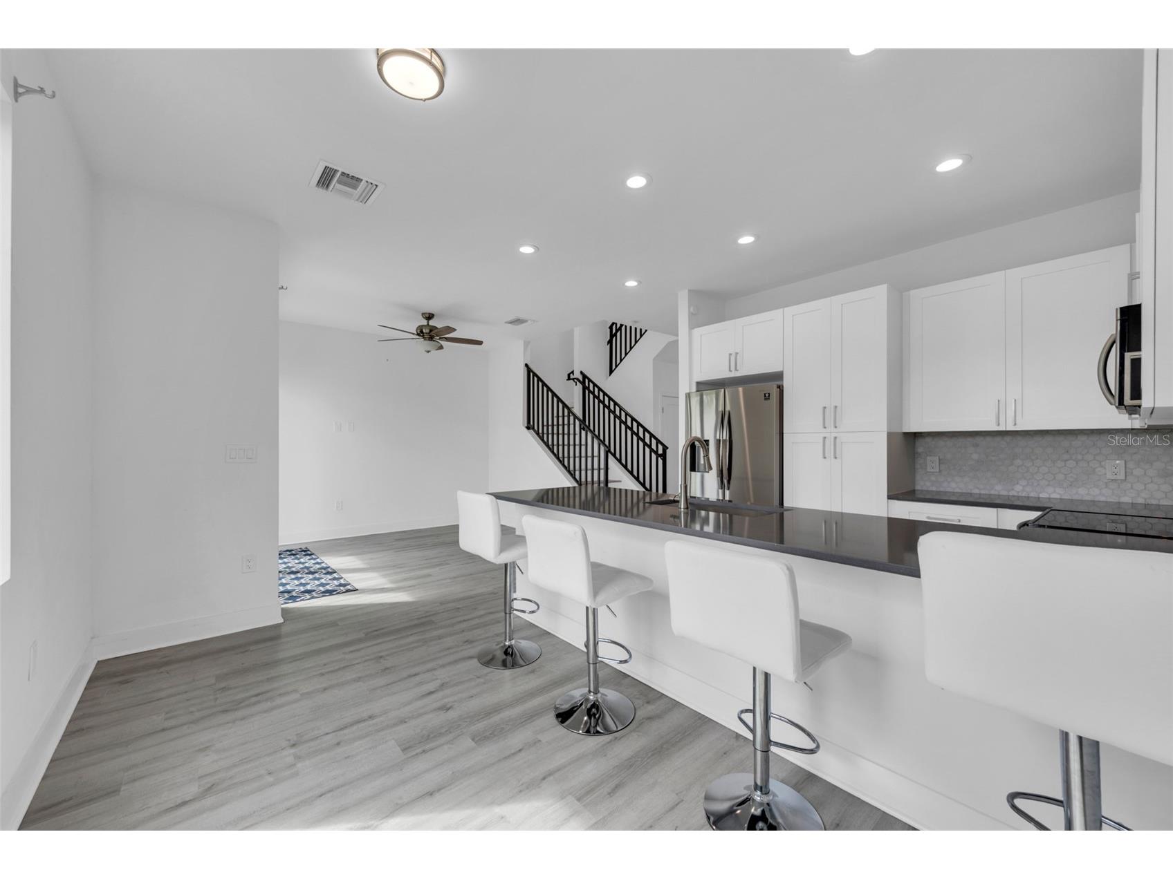 8713 Palm Ranches Place Tampa FL 33614 TB8474215 image8