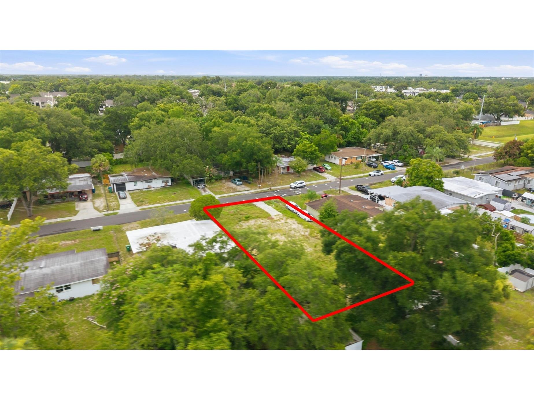 8714 N Hyaleah Road Tampa FL 33617 TB8525450 image17