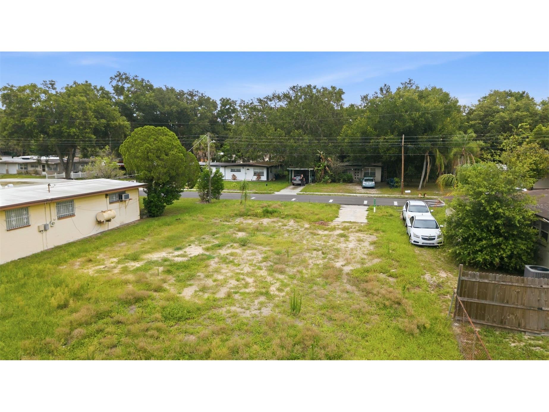8714 N Hyaleah Road Tampa FL 33617 TB8525450 image6