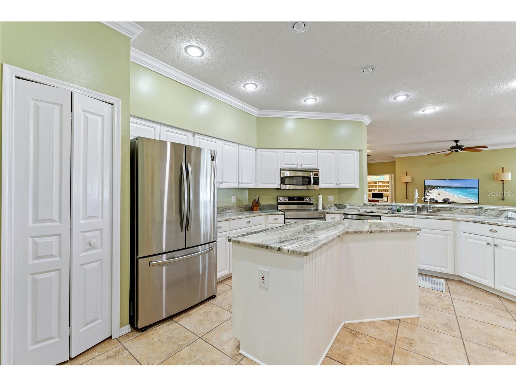 8715 Hidden Green Lane Tampa FL 33647 TB8497951 image11