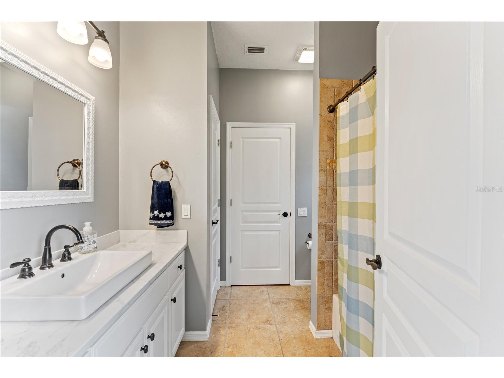 8715 Hidden Green Lane Tampa FL 33647 TB8497951 image51