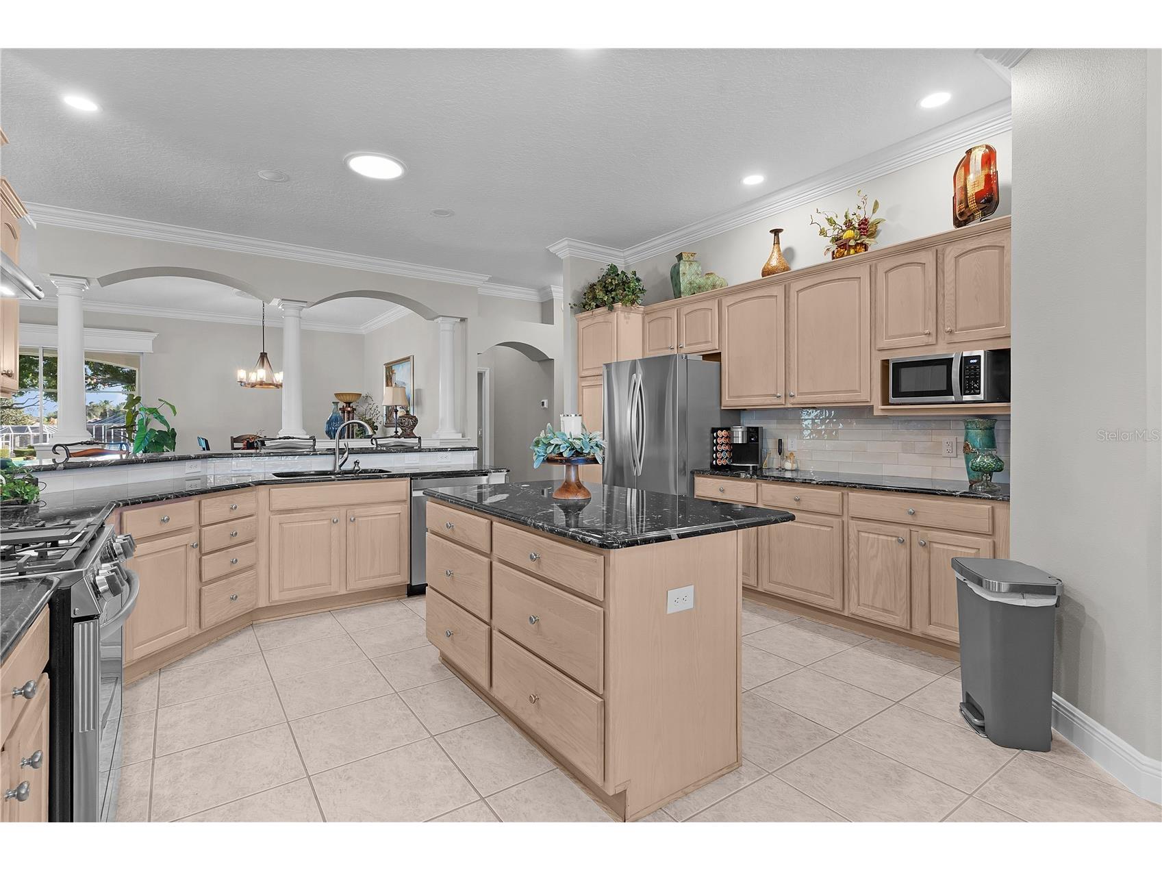 8715 SE 176th Lowndes Place The Villages FL 32162 R4911089 image6