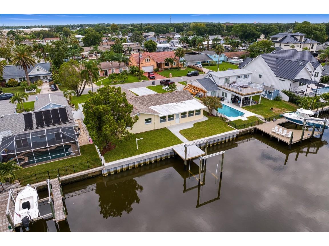 8716 Elmwood Lane Tampa FL 33615 - WOODS CREEK TO OLD TAMPA BAY T3549991 image1