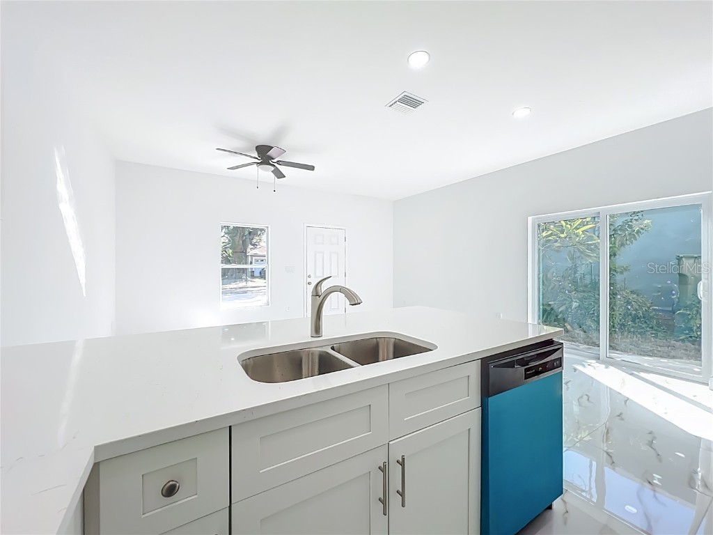 8716 N Lynn Avenue Tampa FL 33604 TB8436119 image13