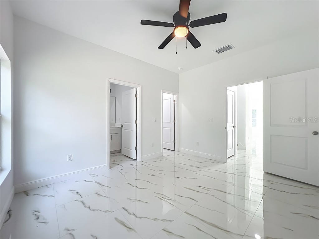 8716 N Lynn Avenue Tampa FL 33604 TB8436119 image29