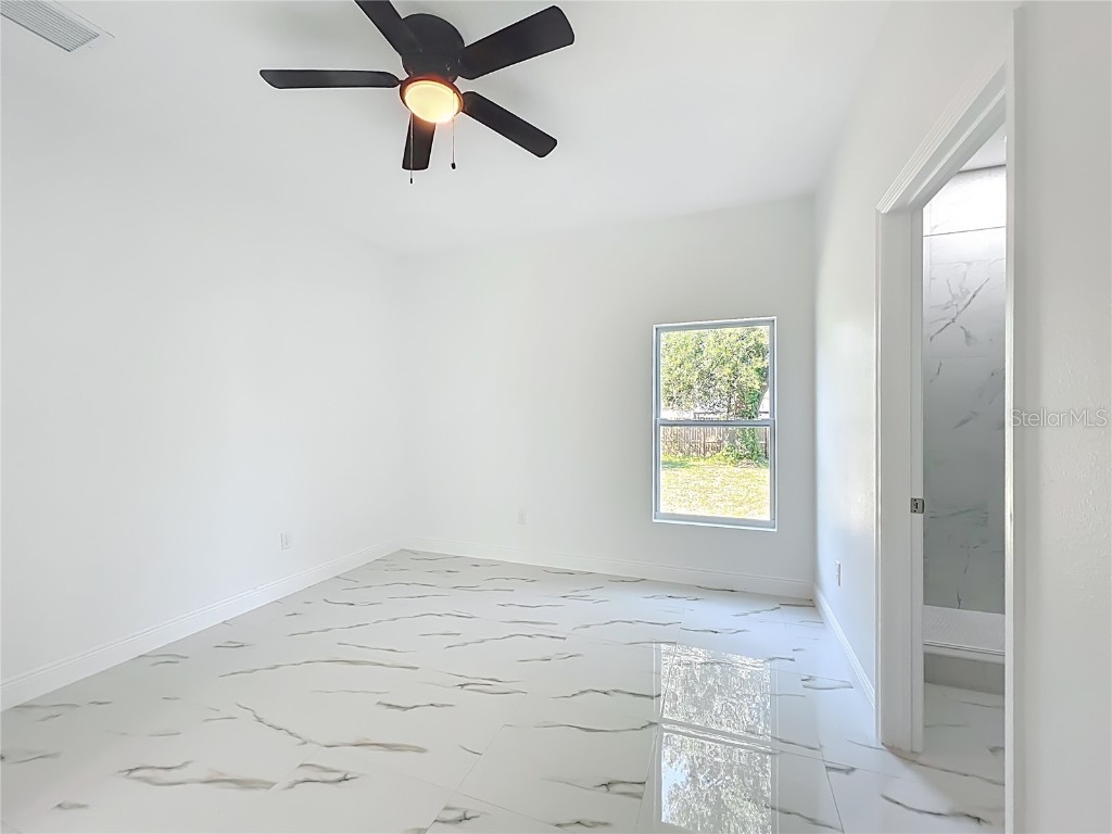 8716 N Lynn Avenue Tampa FL 33604 TB8436119 image30