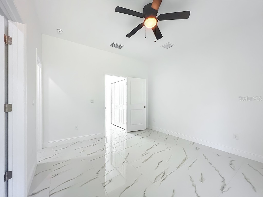 8716 N Lynn Avenue Tampa FL 33604 TB8436119 image32