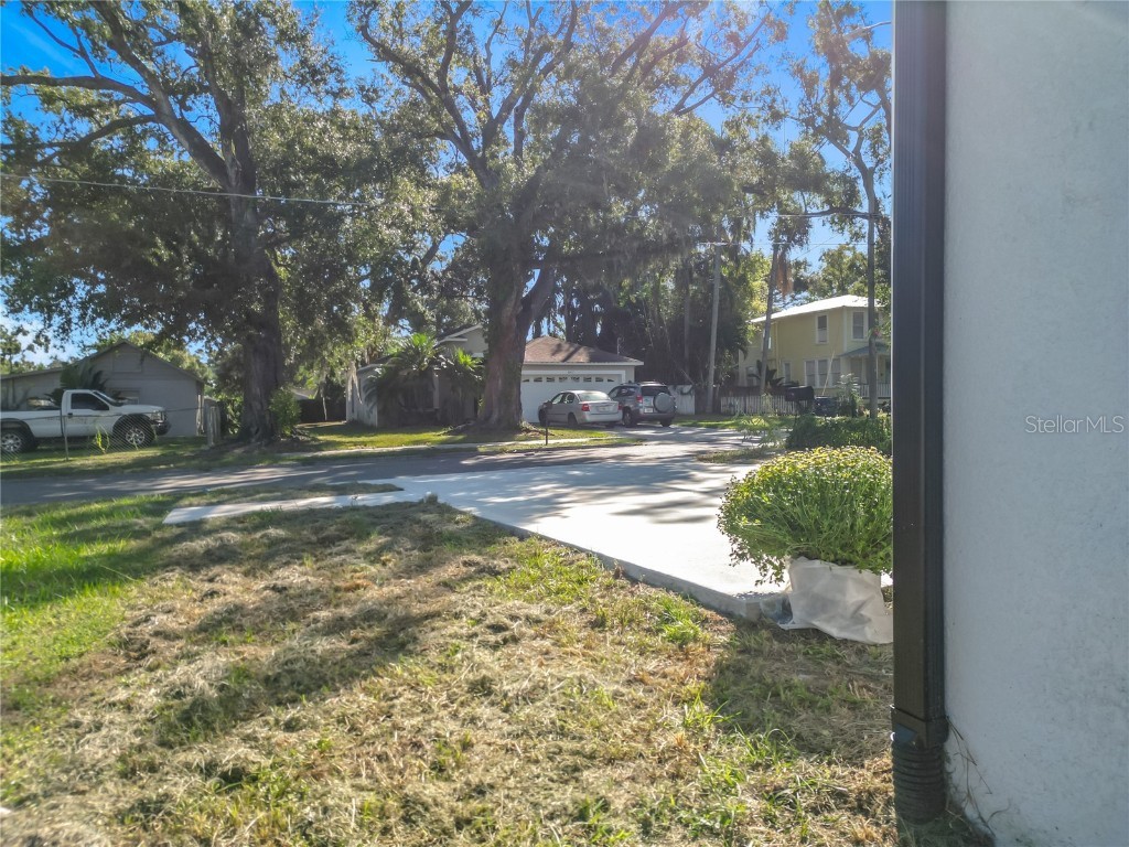 8716 N Lynn Avenue Tampa FL 33604 TB8436119 image42
