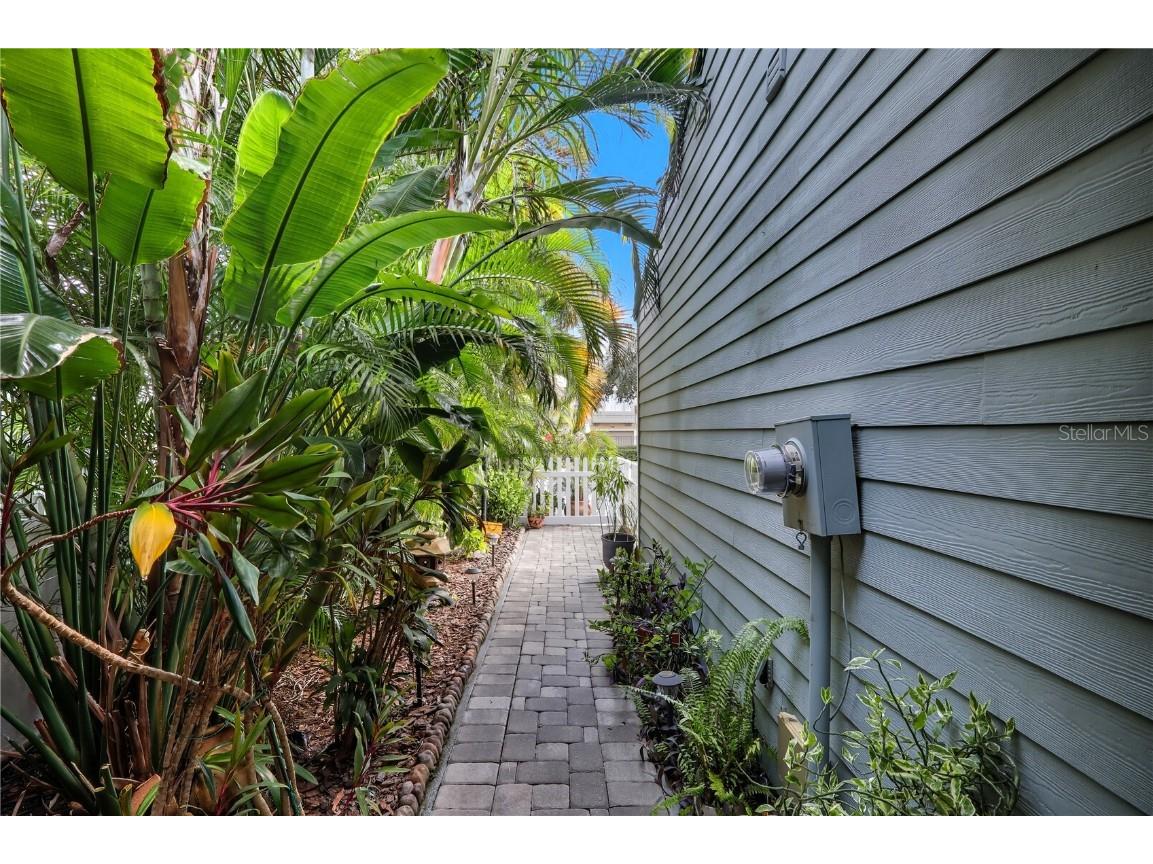 8717 Bay Pointe Drive Tampa FL 33615 - TAMPA BAY TB8433686 image48