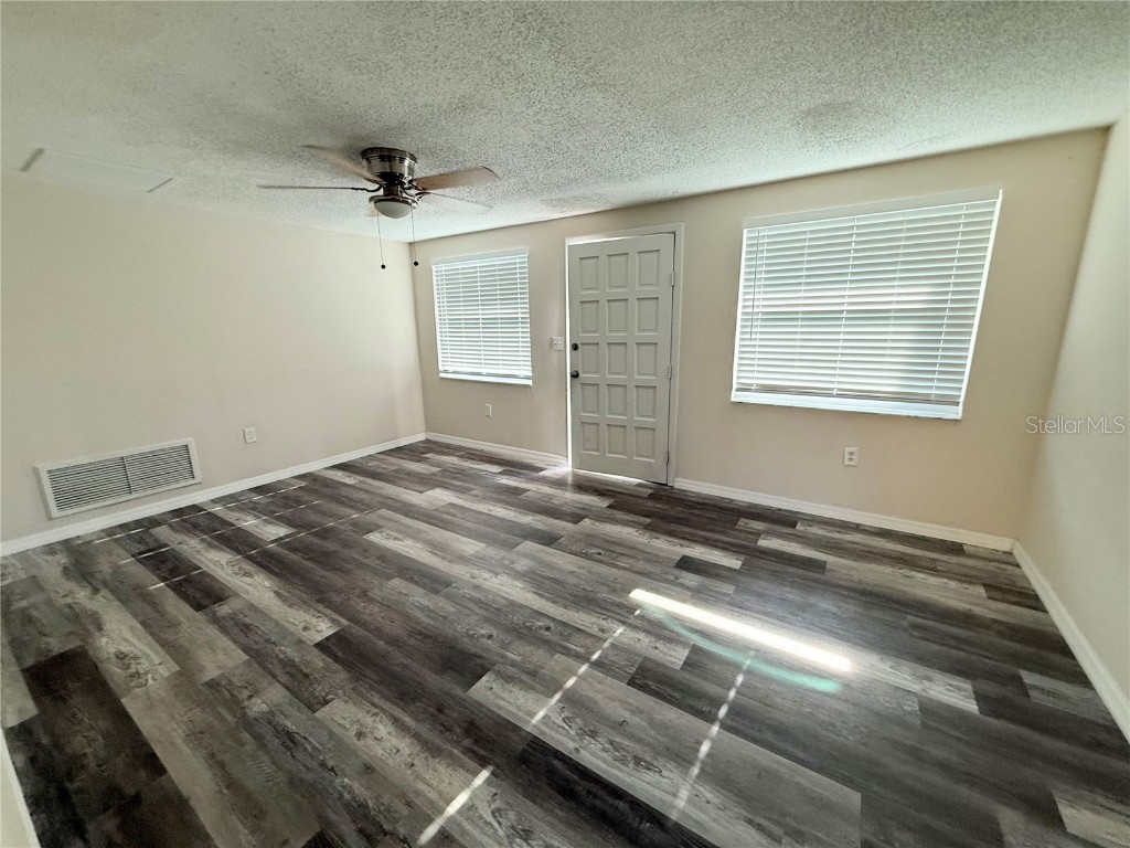 8717 Spanish Moss Drive Port Richey FL 34668 W7878661 image2