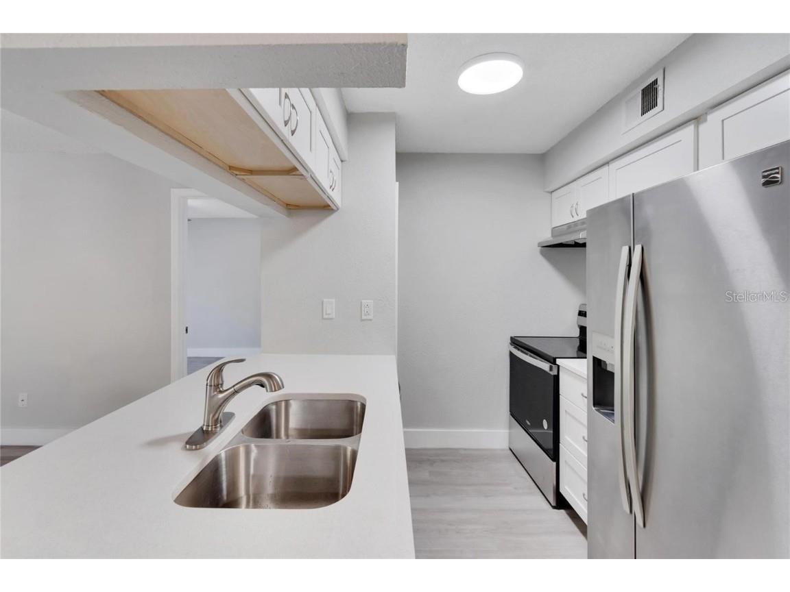 8718 Mallard Reserve Drive #101 Tampa FL 33614 TB8454020 image10