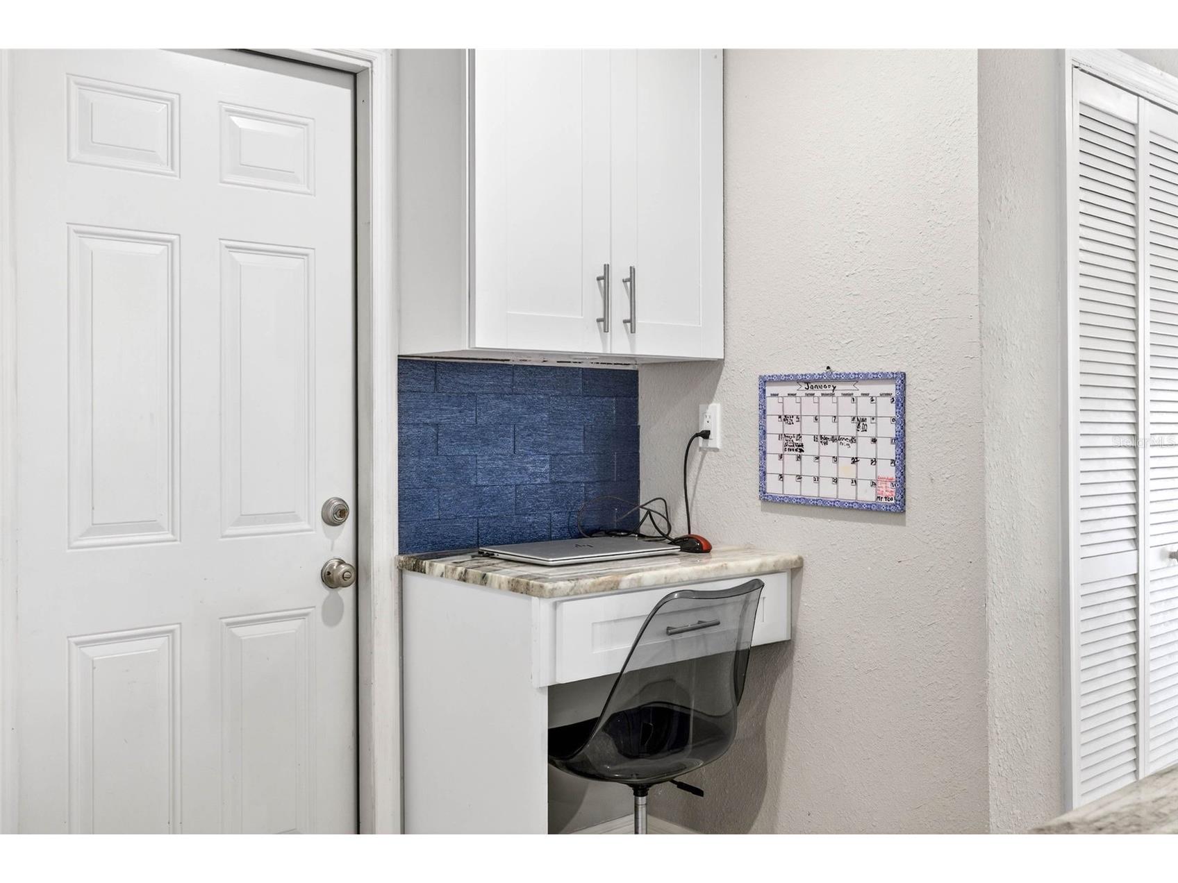 8718 Tahiti Lane Tampa FL 33615 TB8469298 image17