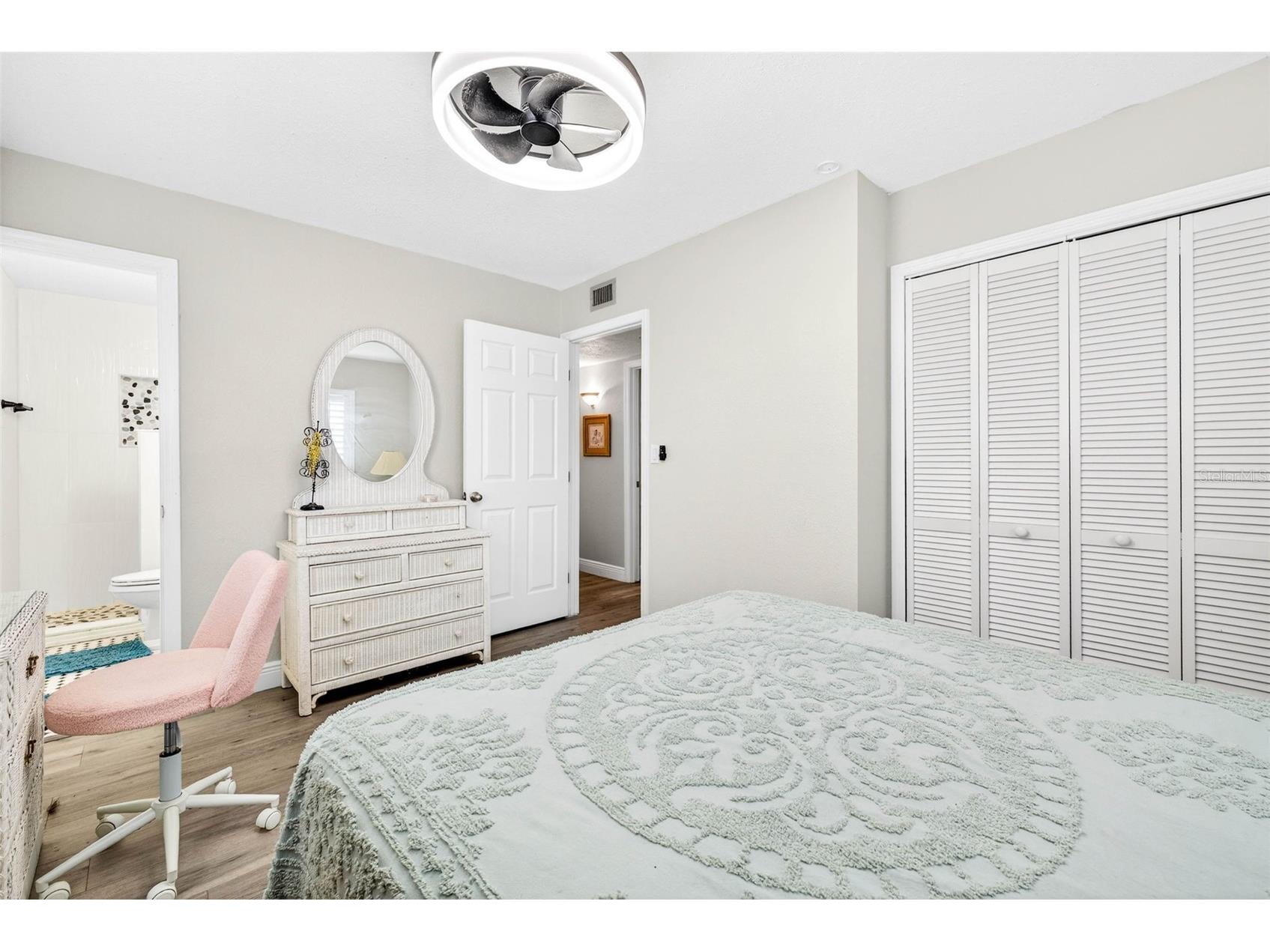 8718 Tahiti Lane Tampa FL 33615 TB8469298 image28