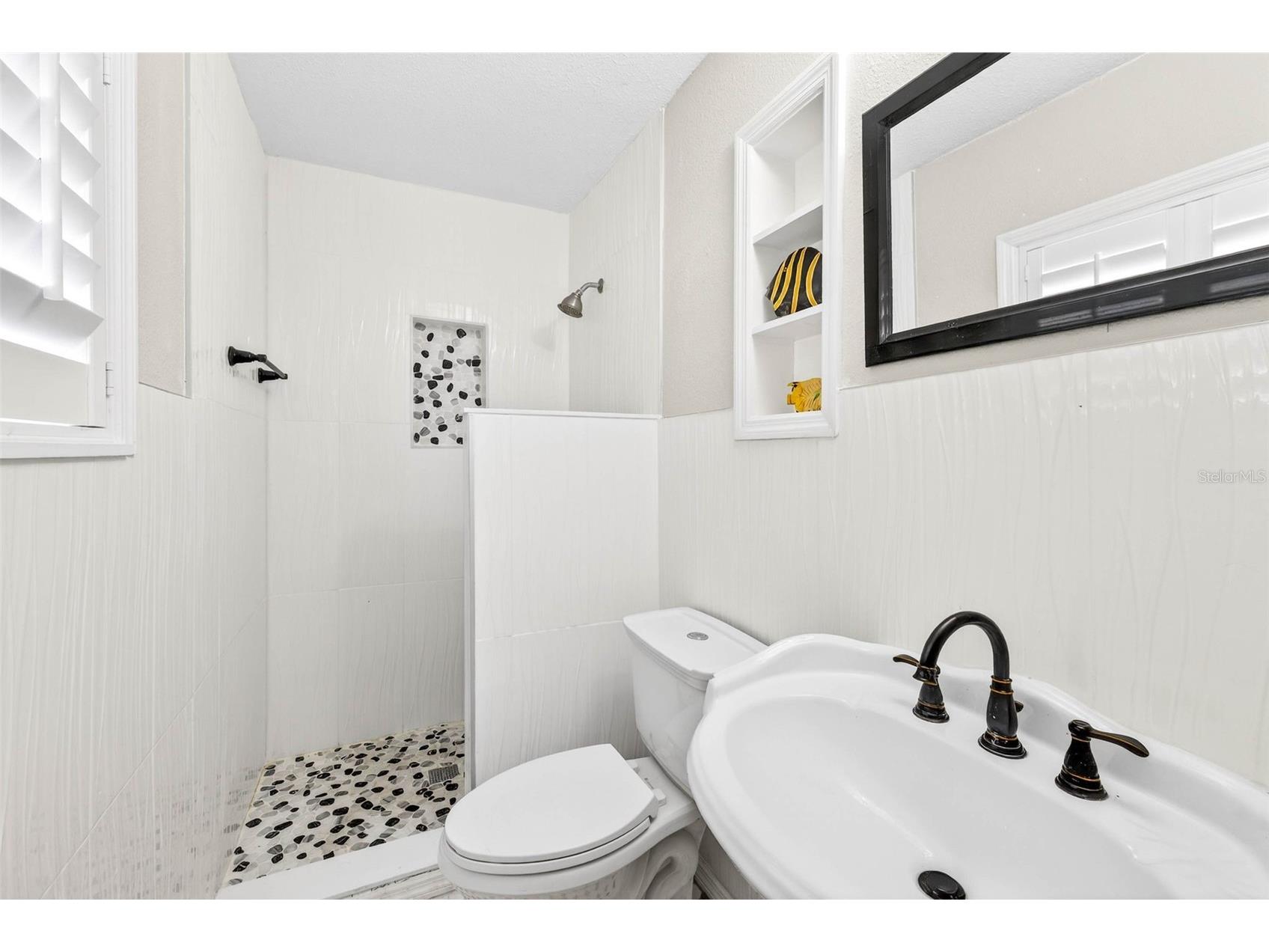 8718 Tahiti Lane Tampa FL 33615 TB8469298 image29