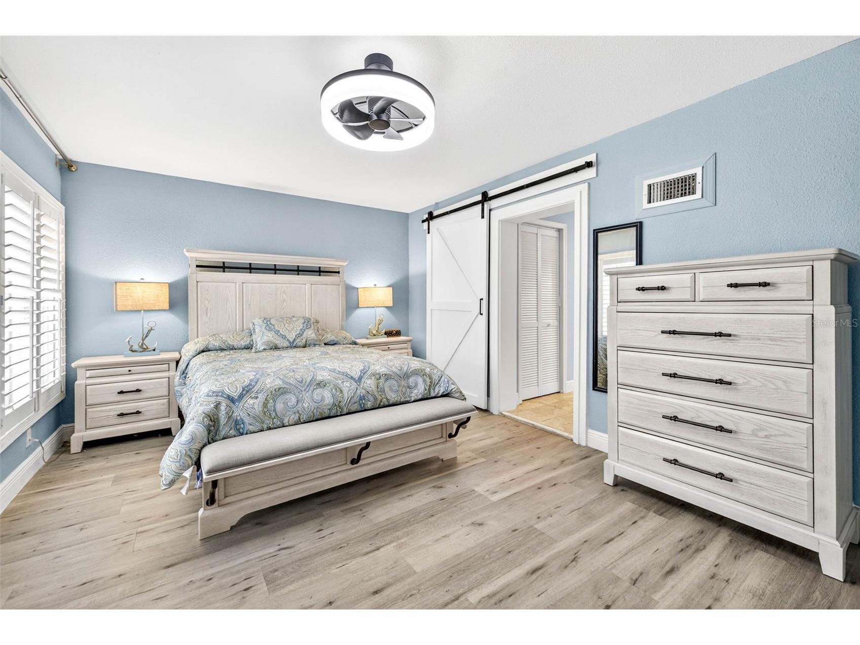 8718 Tahiti Lane Tampa FL 33615 TB8469298 image31