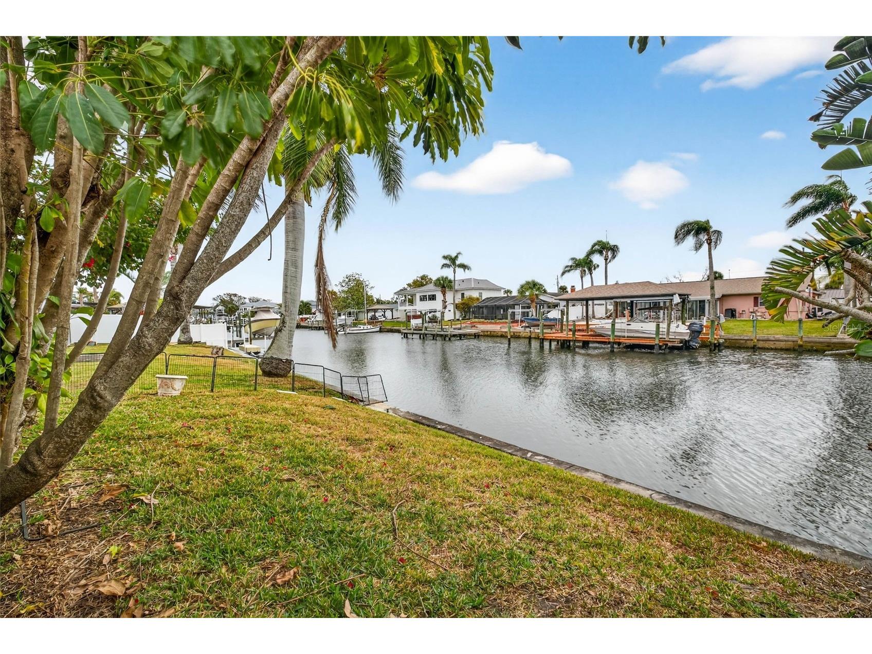 8718 Tahiti Lane Tampa FL 33615 TB8469298 image45