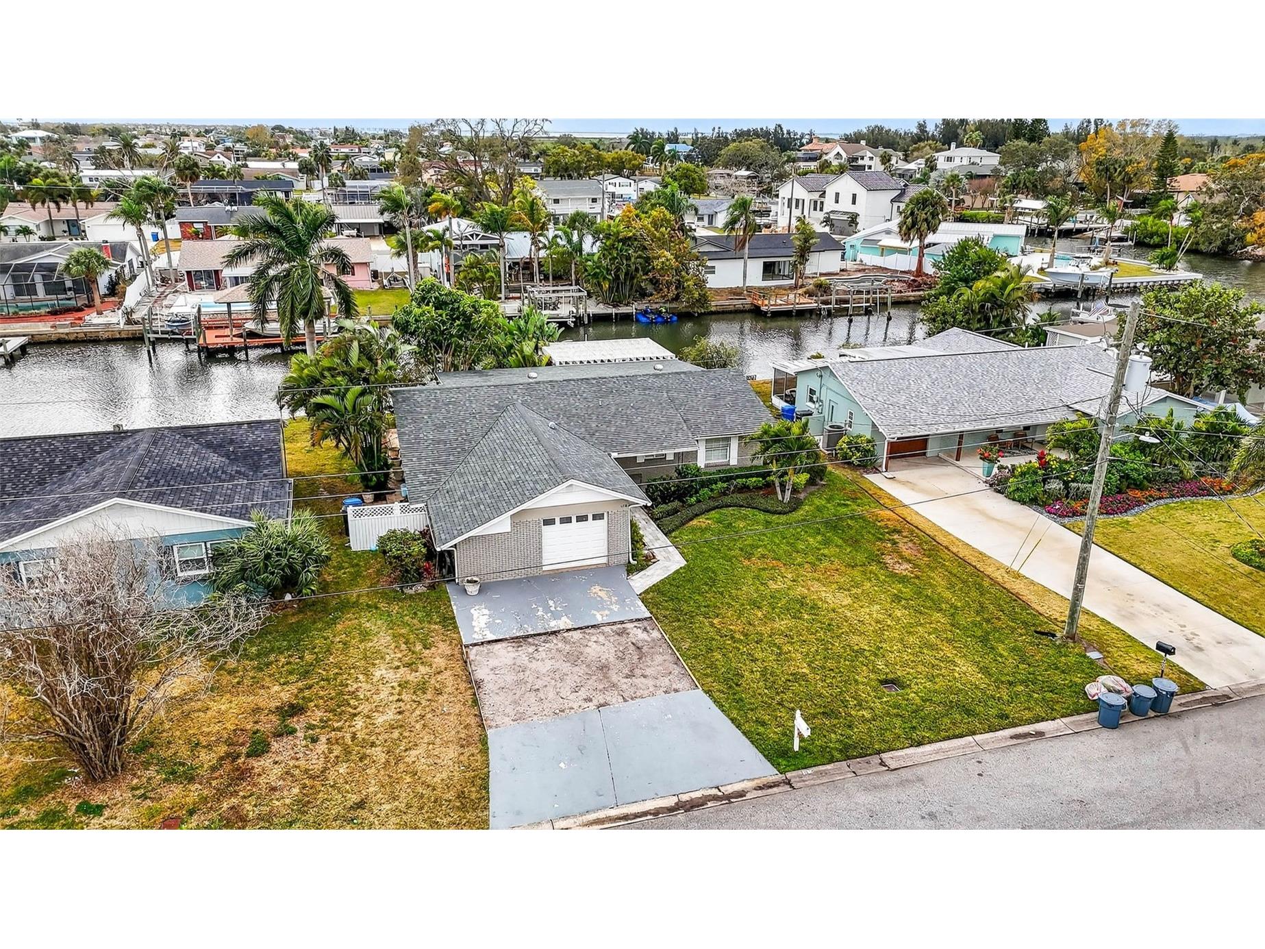 8718 Tahiti Lane Tampa FL 33615 TB8469298 image46
