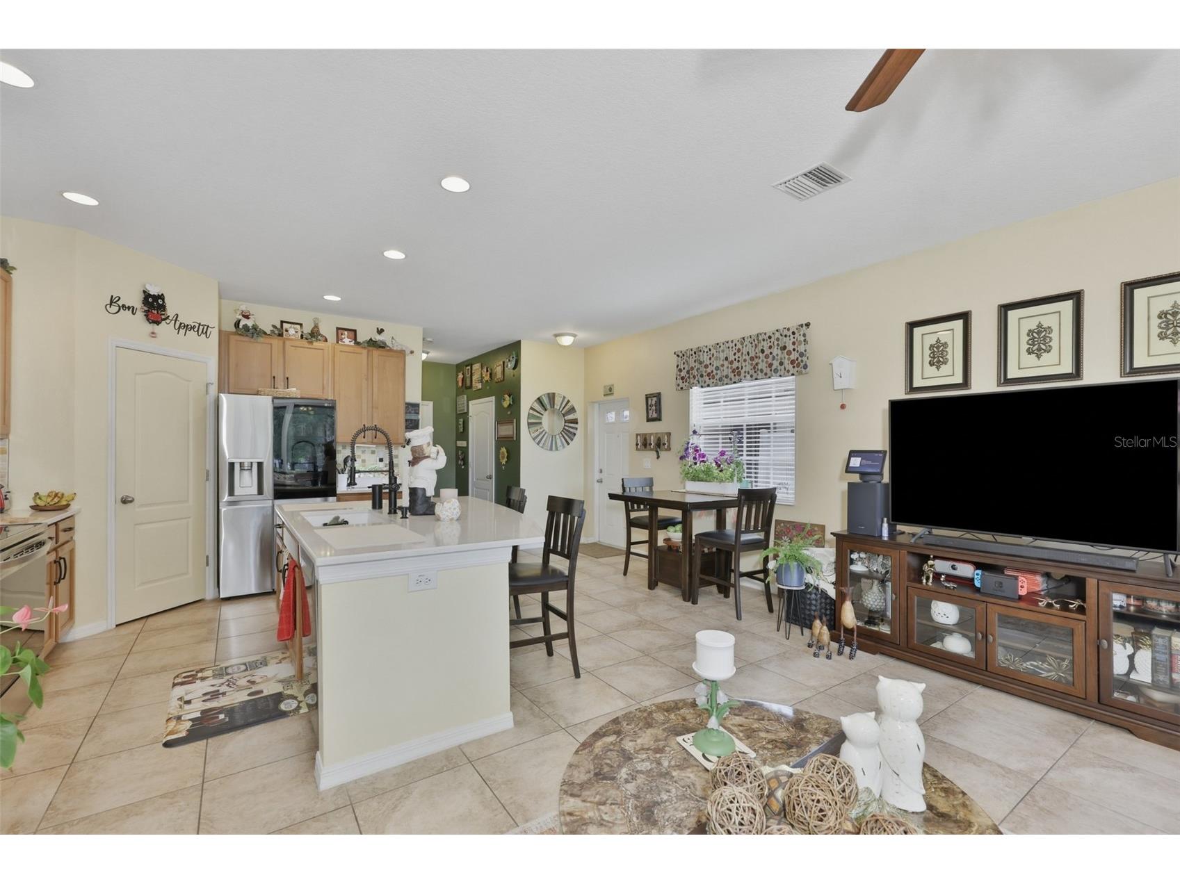 8718 Turnstone Haven Place Tampa FL 33619 TB8529574 image5