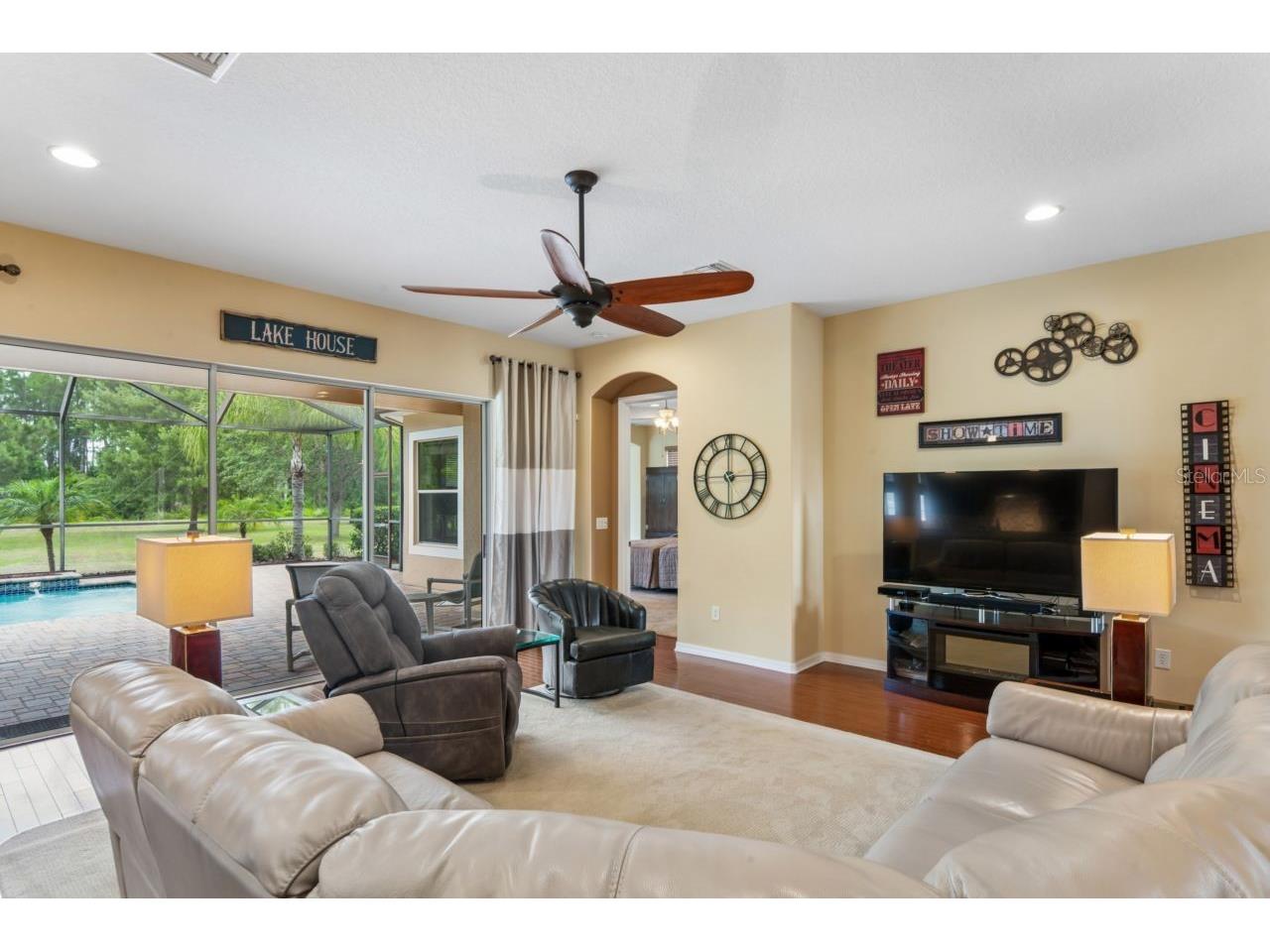 8719 Creedmoor Lane New Port Richey FL 34654 W7885543 image32