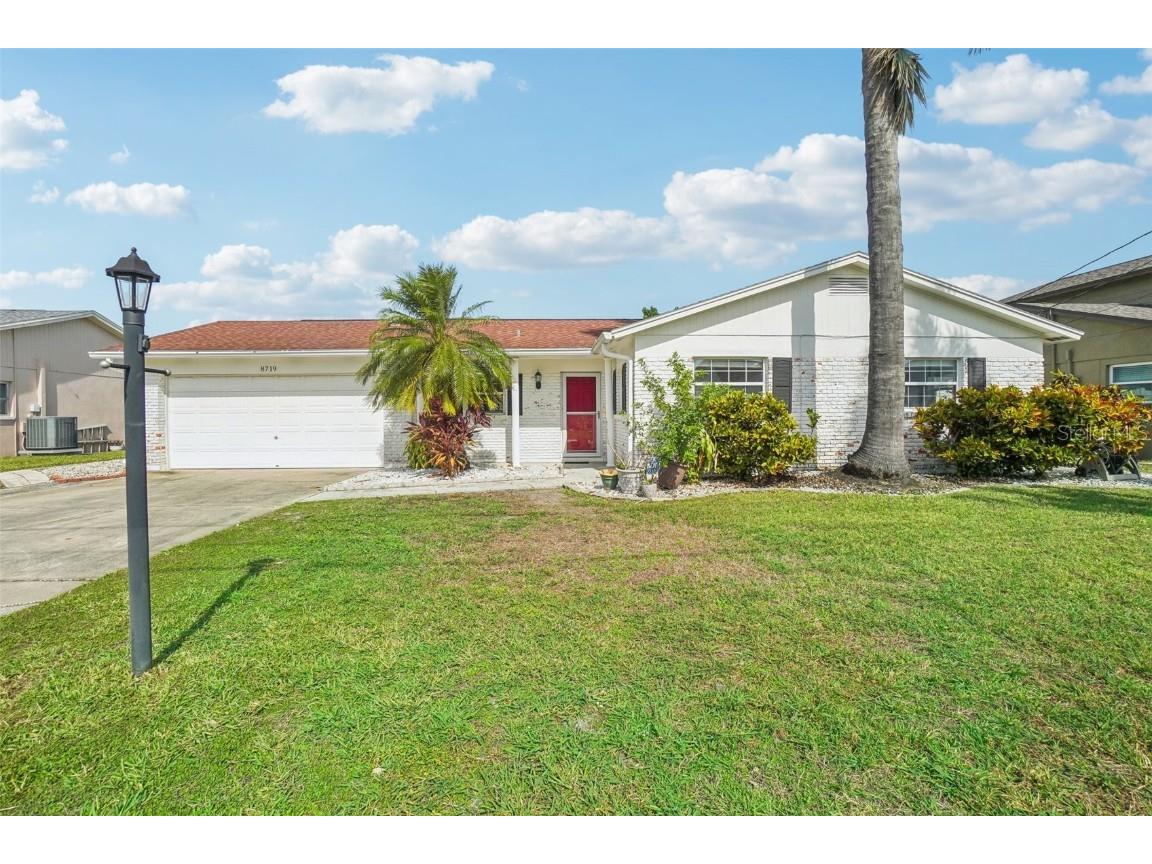 8719 Hickorywood Lane Tampa FL 33615 - WOODS CREEK TB8320305 image1