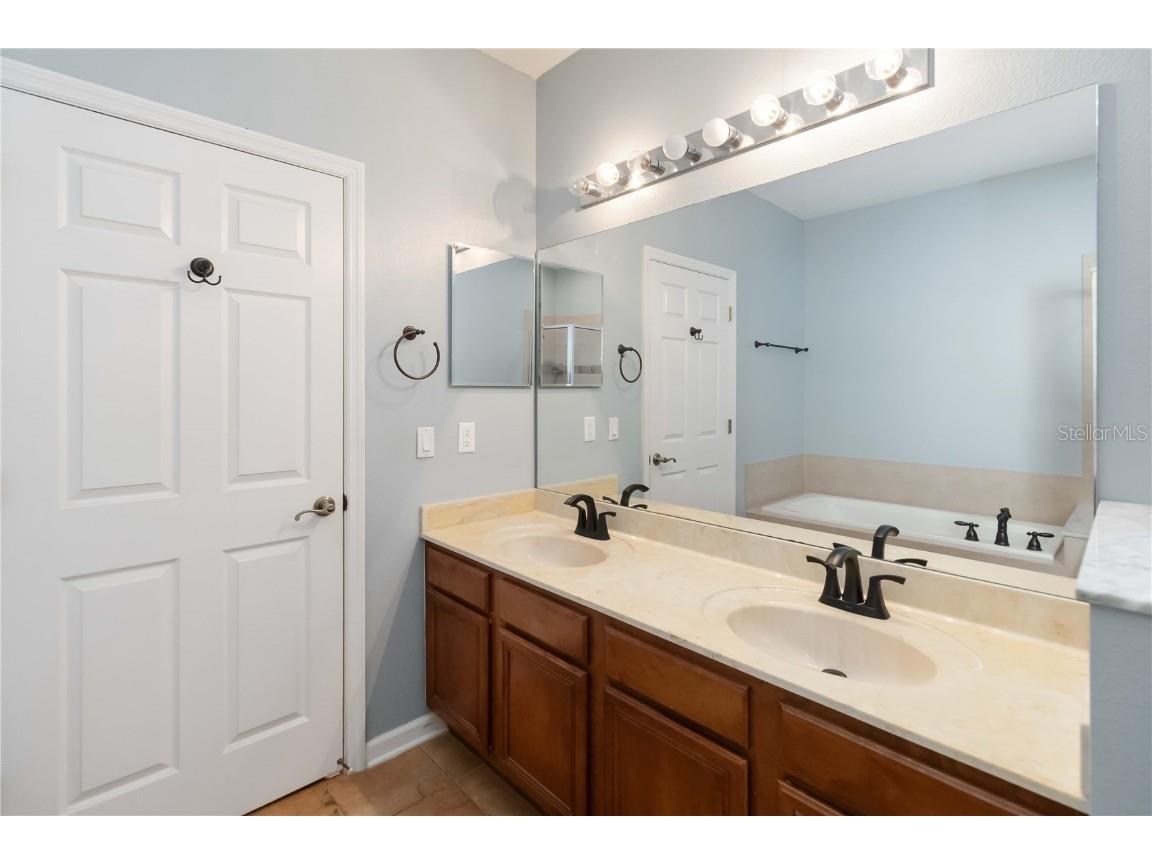 8719 Silk Bay Place Orlando FL 32827 O6360063 image14