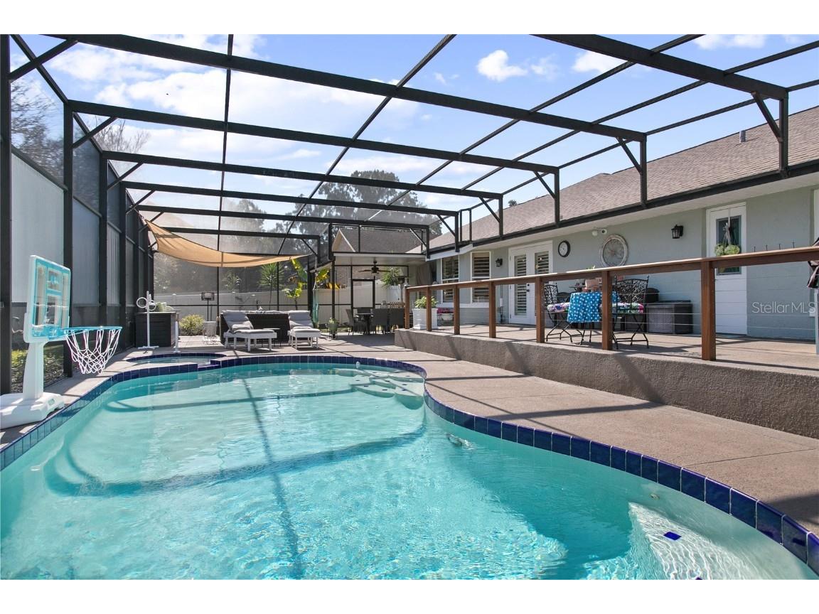 872 Arawana Drive Orange City FL 32763 V4946053 image2