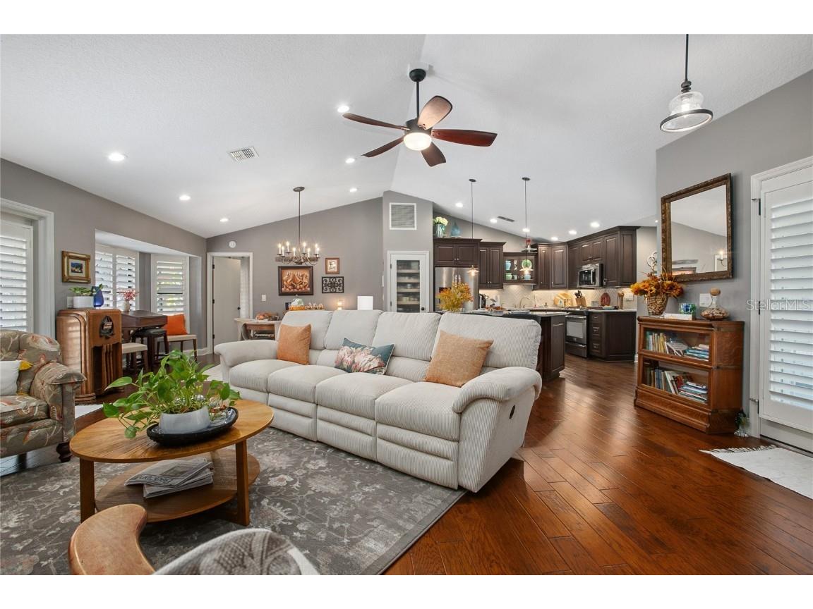 872 Arawana Drive Orange City FL 32763 V4946053 image6