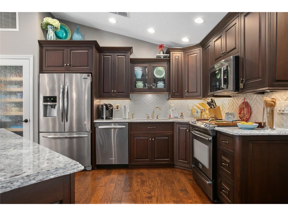 872 Arawana Drive Orange City FL 32763 V4946053 image8