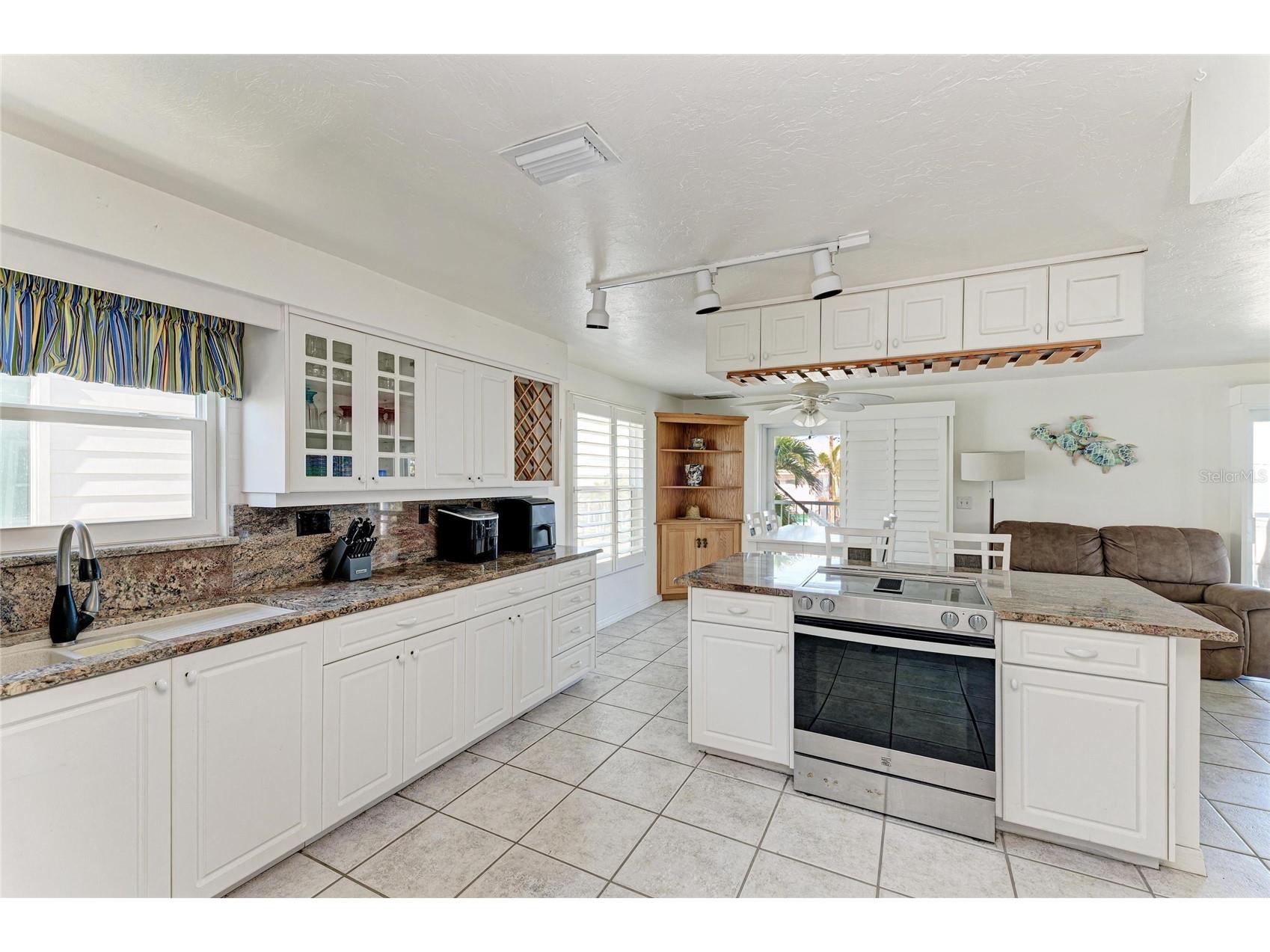 872 North Shore Drive Anna Maria FL 34216 TB8476324 image16