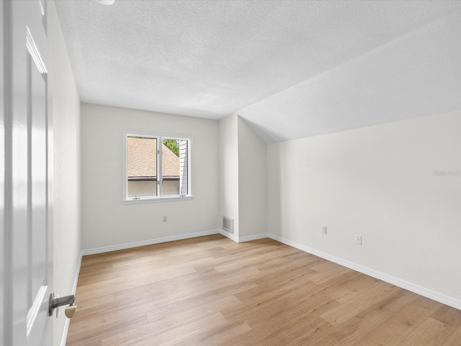 8720 Airway Boulevard New Port Richey FL 34654 W7887884 image41