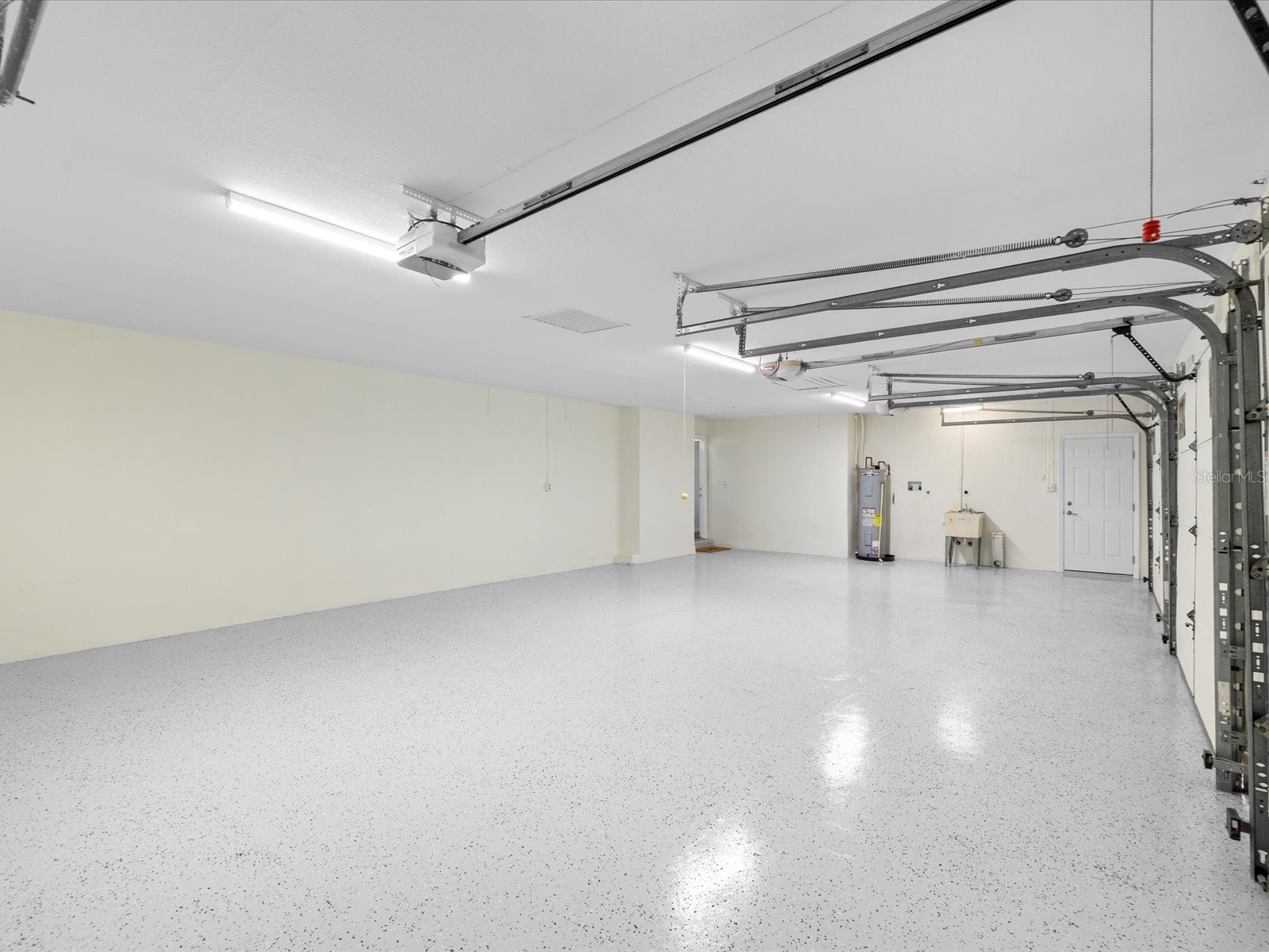 8720 Airway Boulevard New Port Richey FL 34654 W7887884 image47