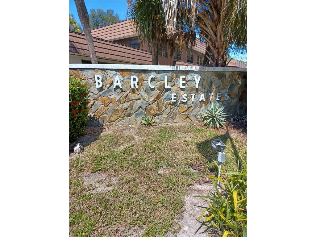 8720 Dr Martin Luther King Jr Street N #4B Saint Petersburg FL 33702 U8217220 image1