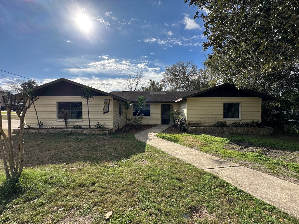 8720 E Aberdeen Place Inverness FL 34450 TB8357164 image1