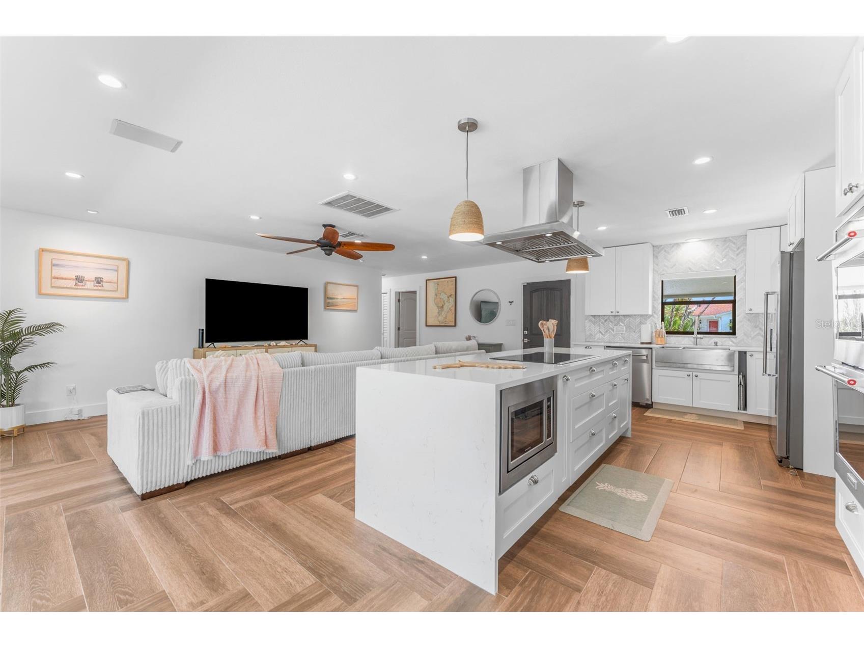 8720 Hickorywood Lane Tampa FL 33615 TB8433715 image12