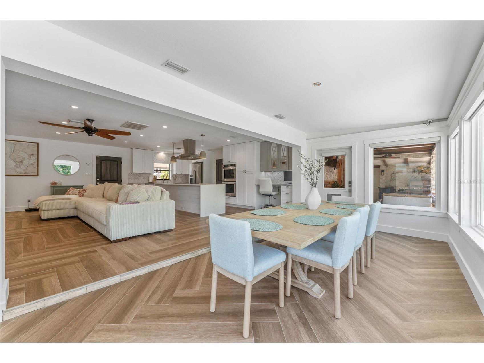 8720 Hickorywood Lane Tampa FL 33615 TB8433715 image15