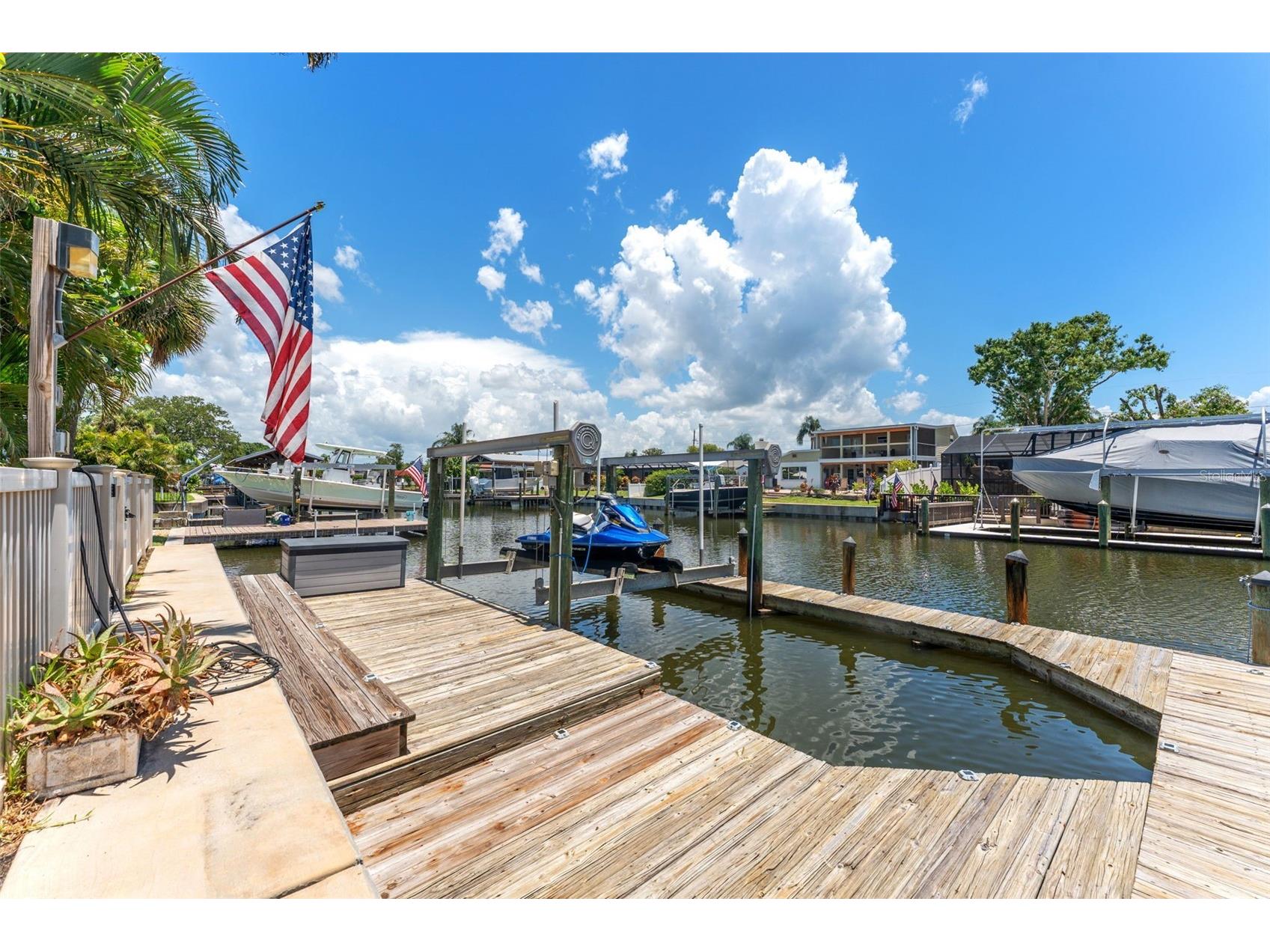 8720 Hickorywood Lane Tampa FL 33615 TB8433715 image36