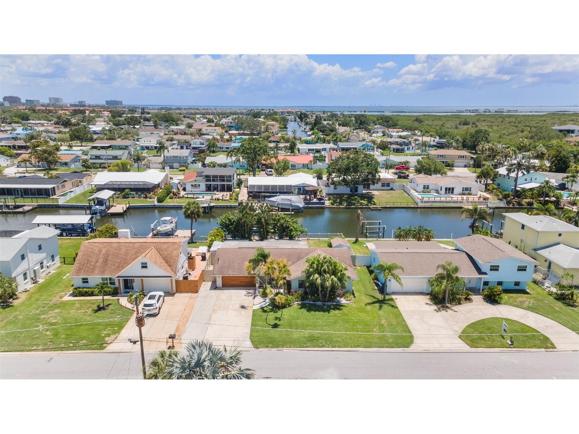 8720 Hickorywood Lane Tampa FL 33615 TB8433715 image40