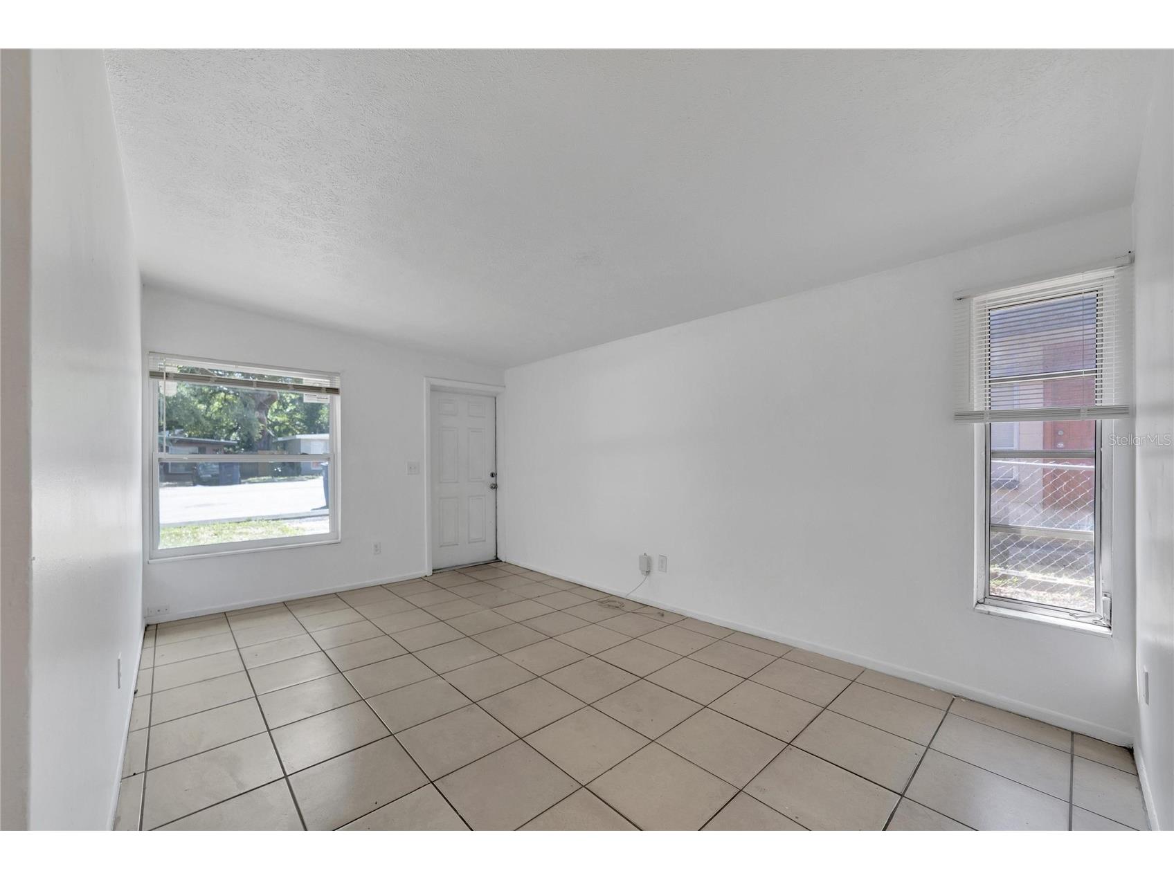 8720 N 48th Street Tampa FL 33617 TB8471903 image12