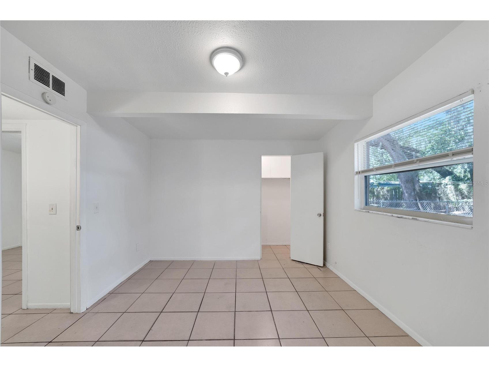 8720 N 48th Street Tampa FL 33617 TB8471903 image31