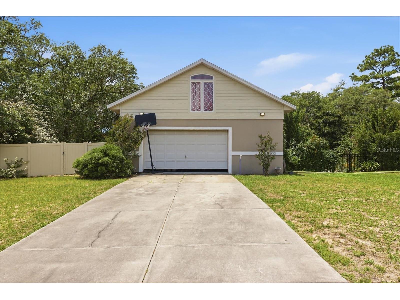 8720 N Trojan Drive Citrus Springs FL 34433 OM725044 image4